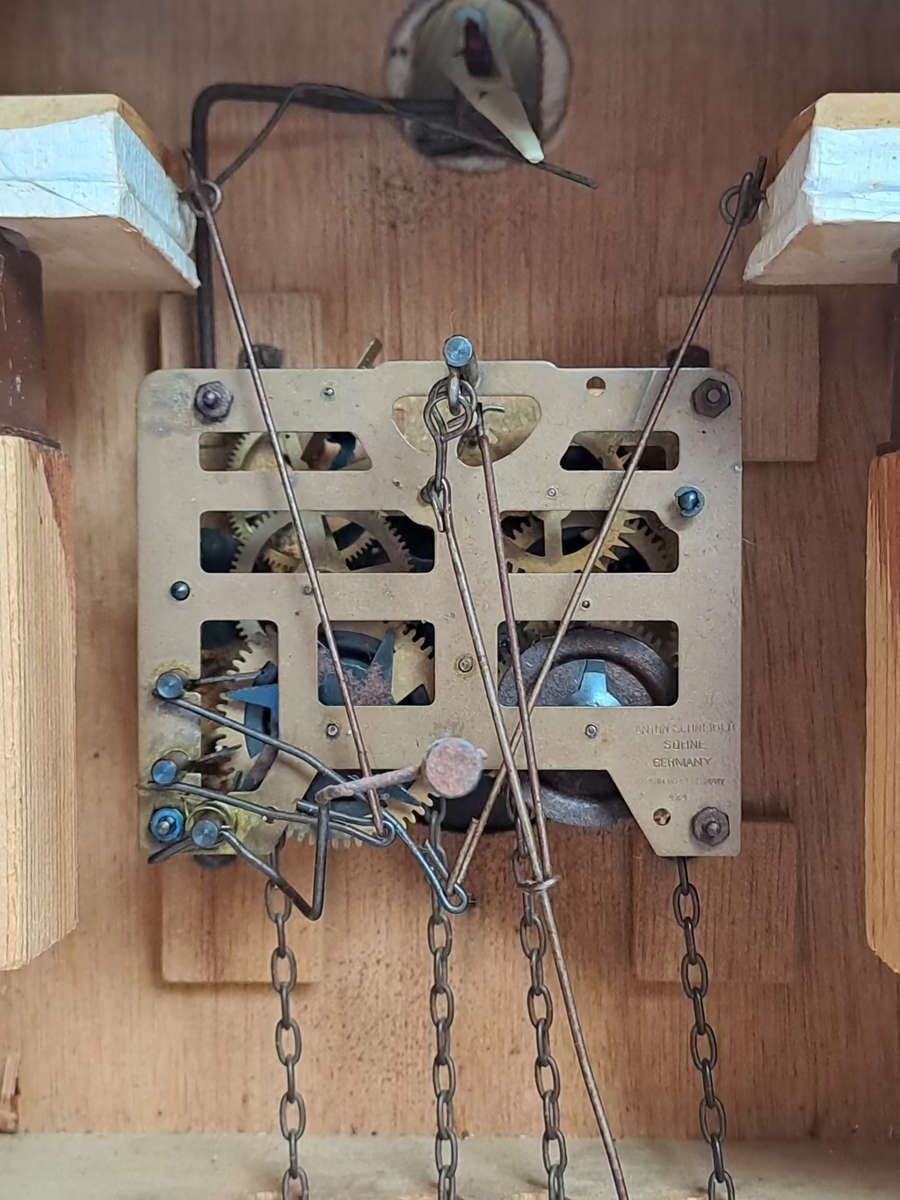 Anton Schneider & sons Germany cuckoo clock working