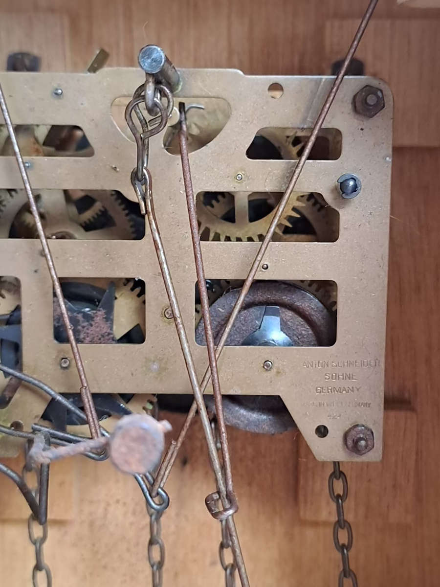 Anton Schneider & sons Germany cuckoo clock working