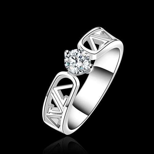 ***STUNNING!!!***Sterling Silver Filled Designer Ring Size 8