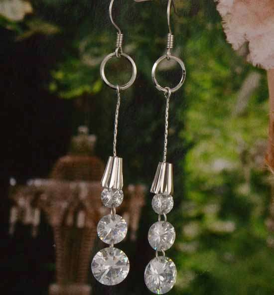 Luxuriant 9K White Gold Filled Dangle Earrings