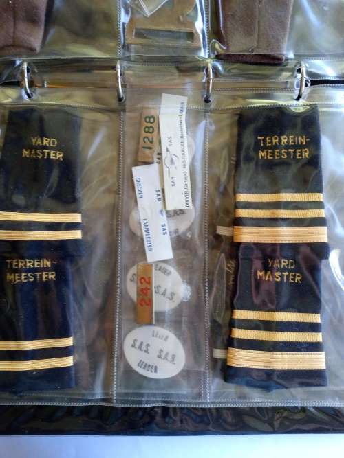 SOUTH AFRICAN RAILWAYS, LARGE COLLECTION OF INSIGNIA AND BADGES