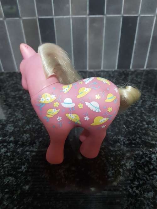 Hasbro My Little Pony Hong Kong