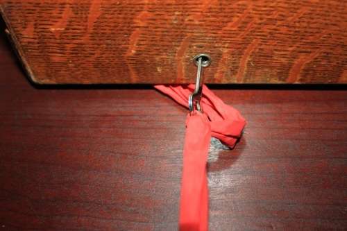 VINTAGE 1933 128K SINGER HAND CRANK SEWING MACHINE