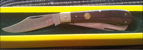 ***HANDMADE 555 PUMA HORSE - TREKKER KNIFE IN ORIGINAL BOX AS ISSUED***