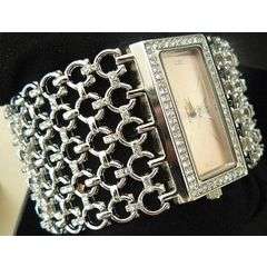 STUNNING WOMENS QUARTZ SILVER WATCH