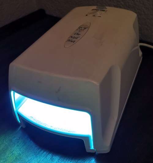 Gel Nails Oven - The Nail Hut