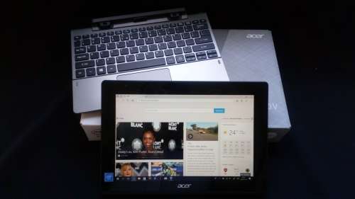 Acer 2-in-1 laptop