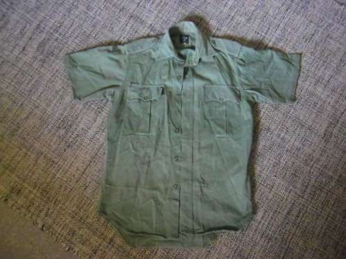 8547 Rhodisian shirt size xl