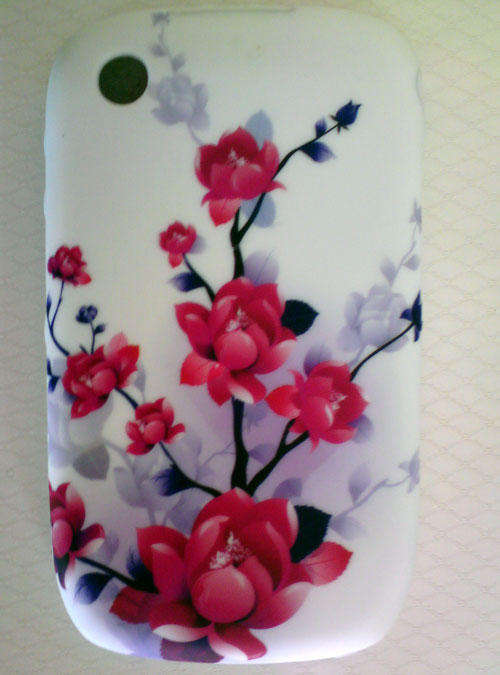 Blackberry softTPU case for Curve 8520 -- cherry blossoms