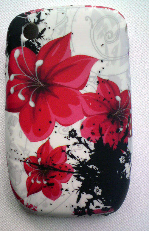 Blackberry softTPU case for Curve 8520 -- red floral