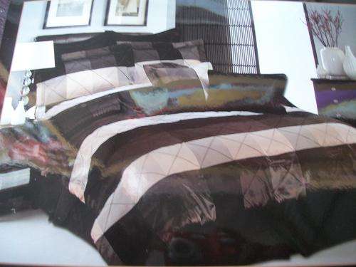 12 PIECE BEDDING SET (Range 6 = R390)