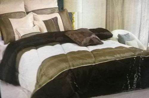 KING SIZE COMFORTER SET-CREAM/CHOCLATE BROWN AND GREEN