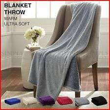 LUXURIOUS BED THROWS (light grey)