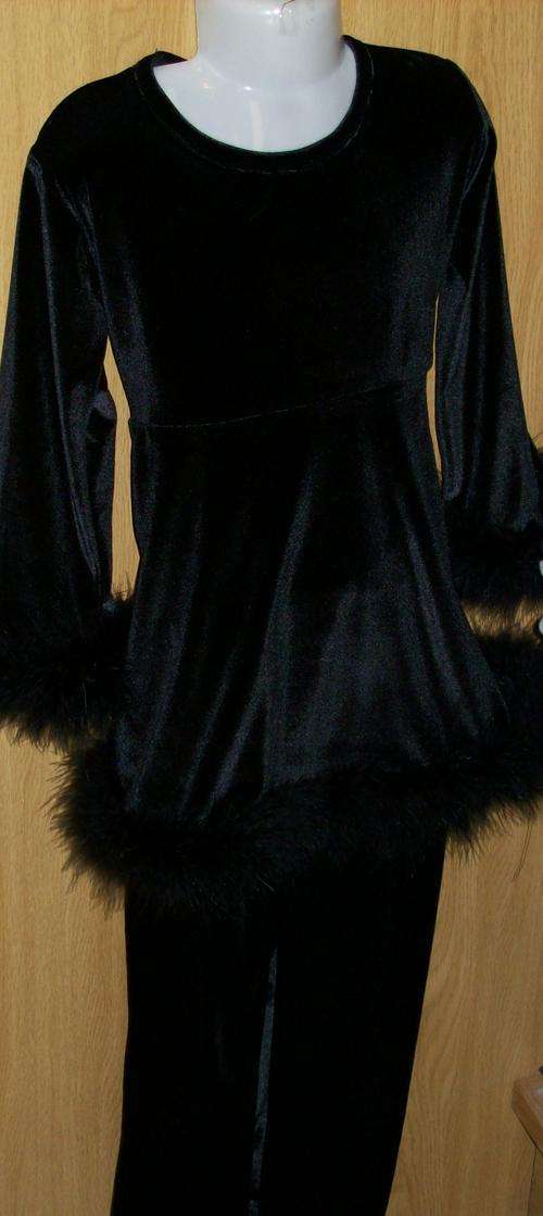 GIRLS 2PC BLACK VELVET WITH FUR SUITE