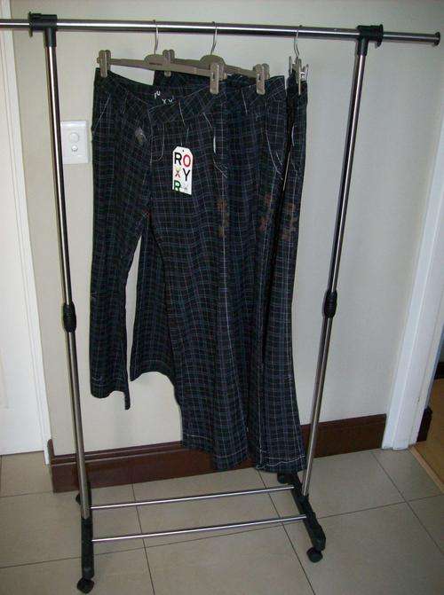 SINGLE CLOTHING RAILS