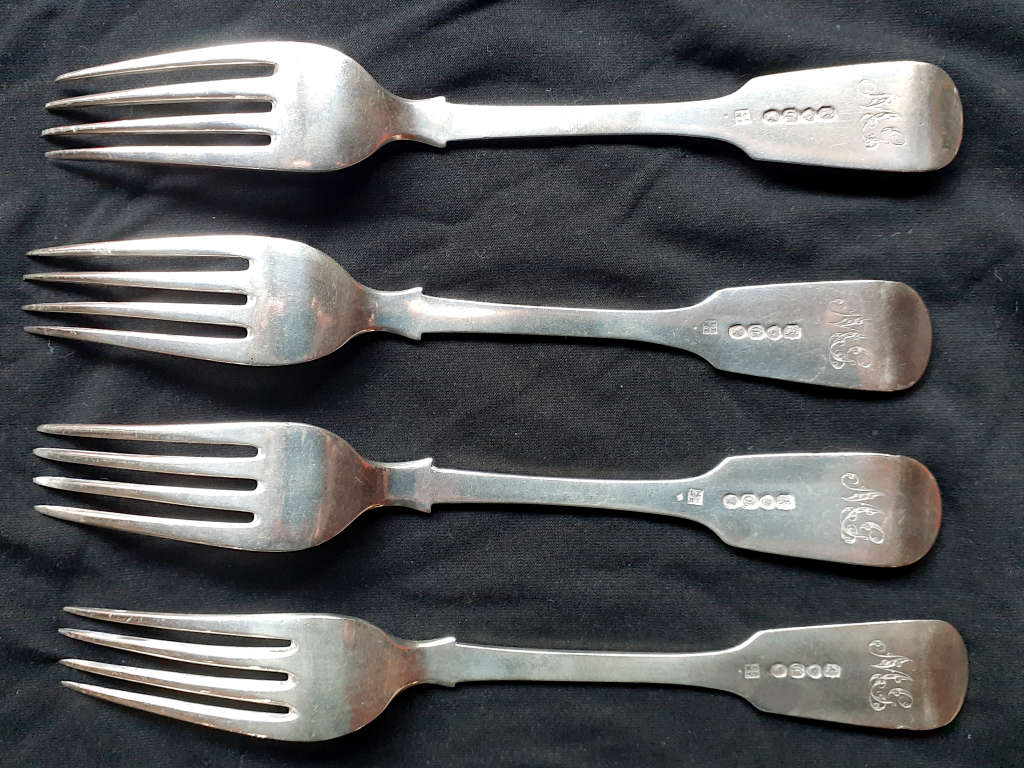 4 Large Antique English Silver Forks. Full Hallmarks. London 1854. John & Henry Lias. 293 grams