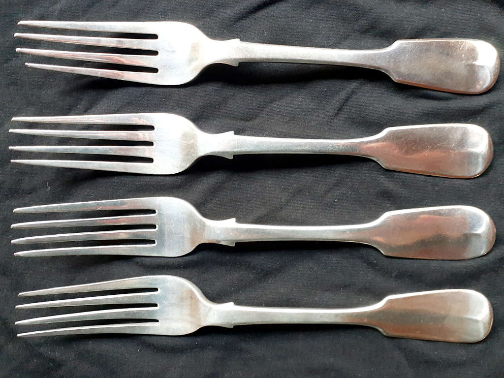4 Large Antique English Silver Forks. Full Hallmarks. London 1854. John & Henry Lias. 293 grams