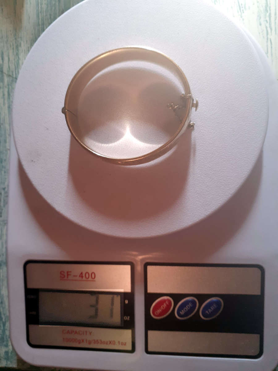 Vintage 9CT Gold Metal Core  Engraved Hinged  Bracelet Aprox 30 grams