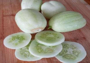 Crystal Apple Cucumber Seeds