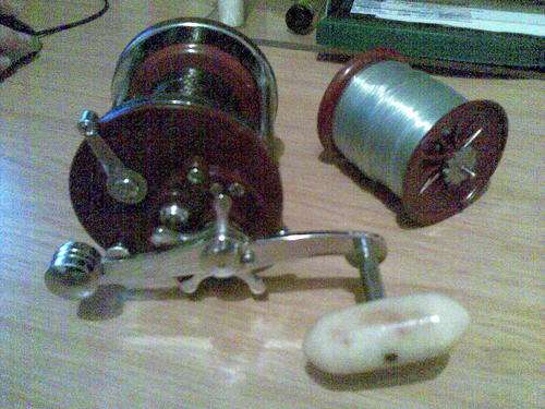 Penn Jigmaster 500 RED...with EXTRA SPOOL****