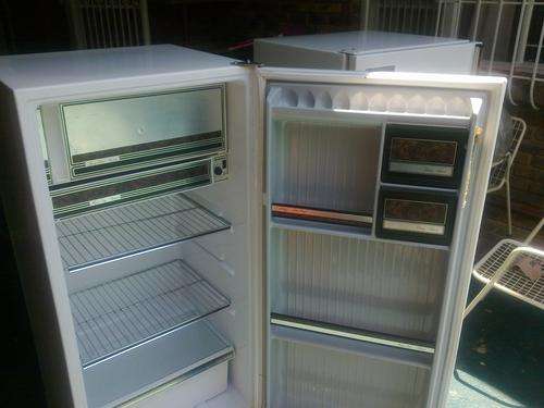 ****....Kelvinator Fridge .....**BARGAIN BUY**