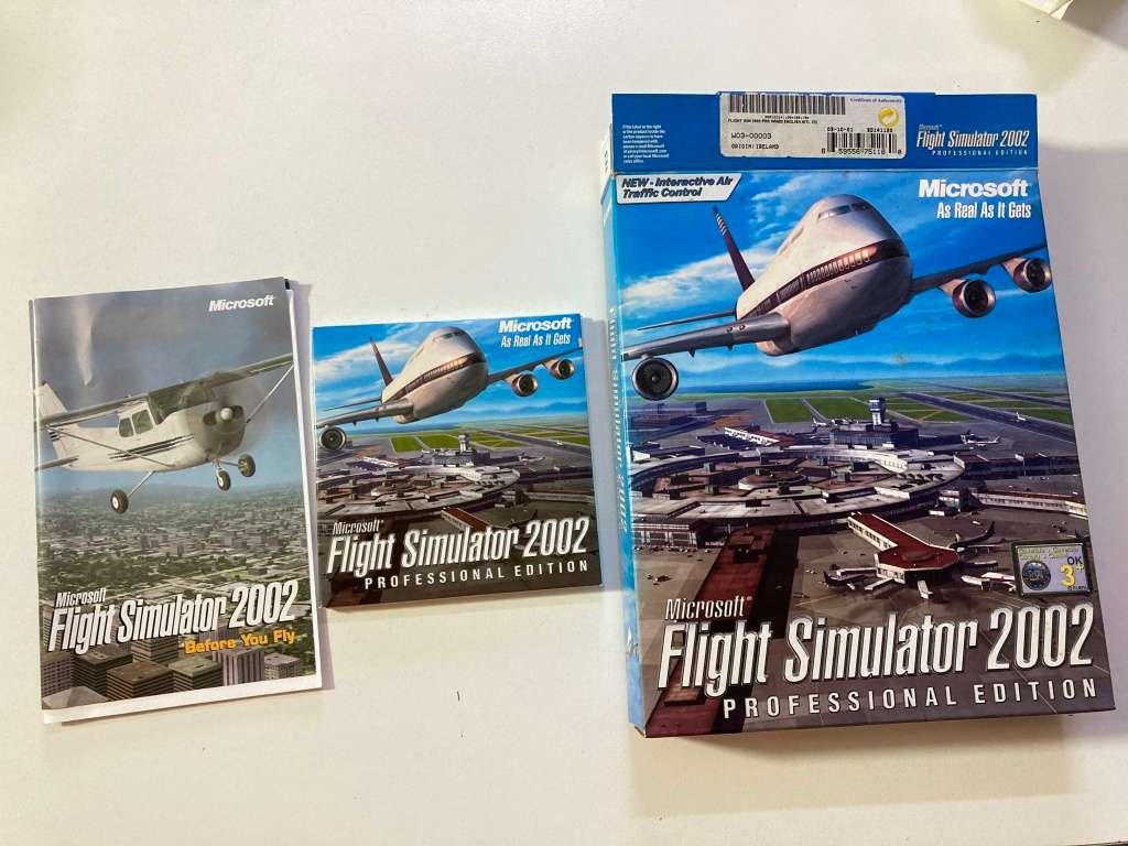 Microsoft Flight Simulator 2002 and A320 Professional with VHS cassette