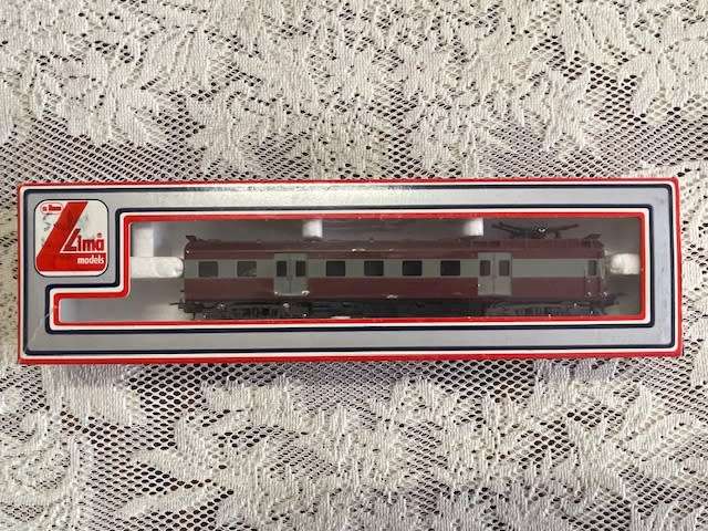 Lima suburban !st class locomotive