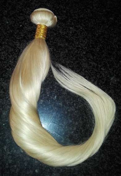 Brazilian Blonde(613) Remy Hair Bundle 22inch 100g per bundle same day dispatch