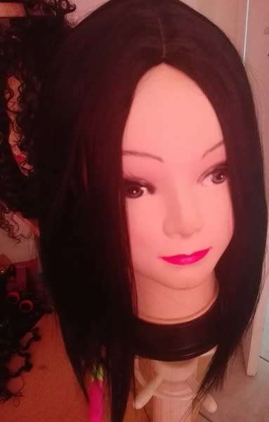 Long Bob with middle path black same day dispatch