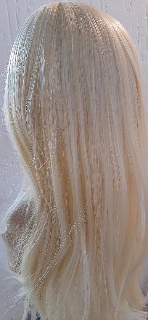 Blonde Wig 24inch with adjustable straps//same day processing