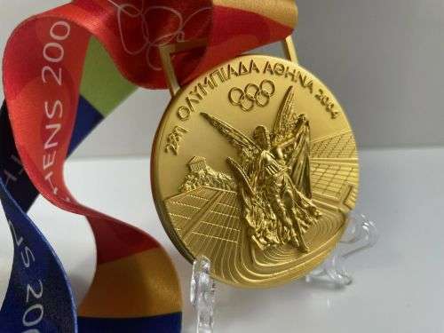 2004 ATHENS Olympic Commemorative Gold Medal Souvenir + Ribbon