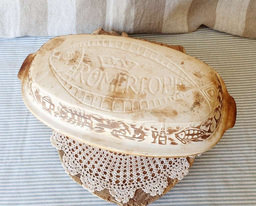 Vintage Large ROMERTOPF Terra Cotta Bay Baking Dish  Made in West Germany 114