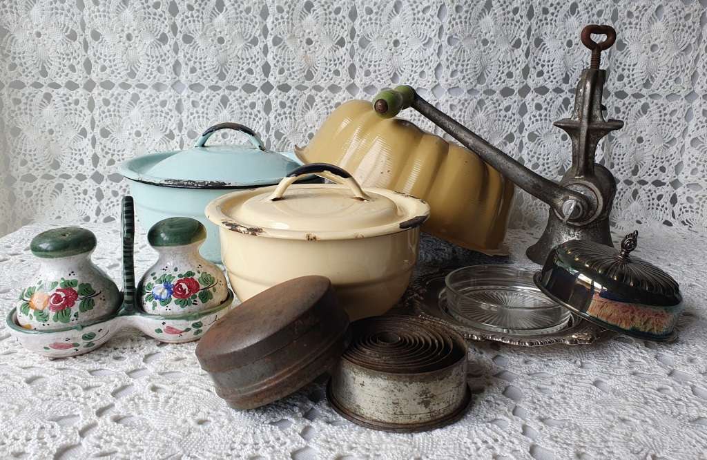 Vintage Kitchen Ware Bundle Mincer, Cookie Cutters, Enamel & Pottery