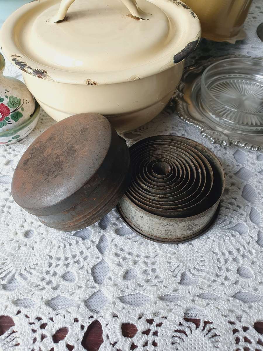 Vintage Kitchen Ware Bundle Mincer, Cookie Cutters, Enamel & Pottery