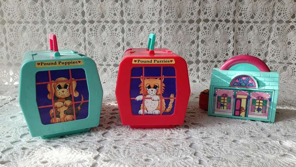 Vintage Pound Puppies & Pound Purries Car Bag Toys