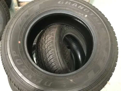 265/65/17 Dunlop Grandtrak AT. 100% life