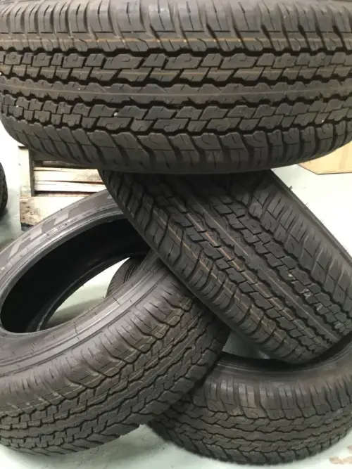 265/65/17 Dunlop Grandtrak AT. 100% life