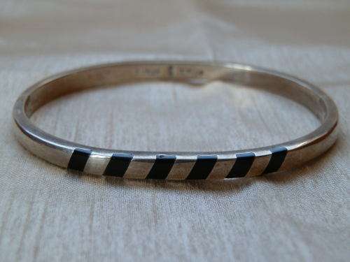 Heavy (26.5g) sterling silver bangle - thirty (30) days to pay