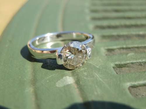 Sterling silver 1.53 ct champagne moissanite diamond ring - thirty (30) days to pay.  Value R8,235.