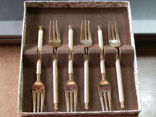 "Bon-Appetit" cake fork set - thirty (30) days to pay