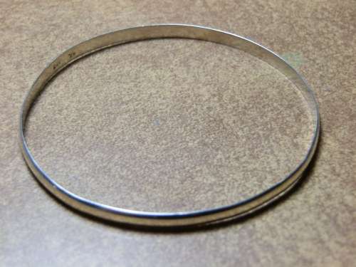 Sterling silver (5.7g) bangle - thirty (30) days to pay