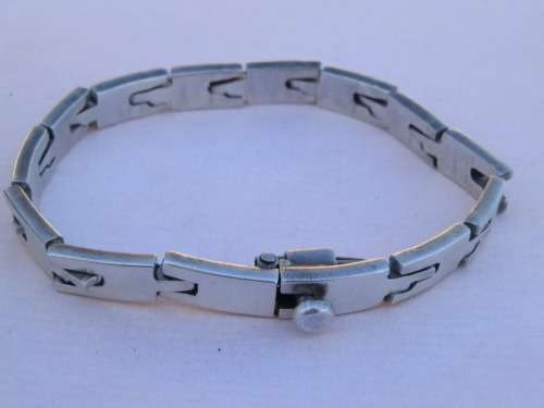 CLEARANCE SALE!!  Heavy sterling silver gents bracelet, 44.4 g.