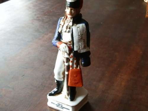 Vintage porcelain 15th Light Dragoons Officer 1813 figurine (1)