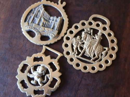 Three vintage horse brass (1)