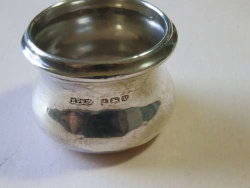 Old silver serviette ring, Birmingham, 9.4 g. (1)