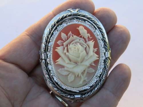 Vintage sterling silver cameo pendant / brooch, 26.6 g