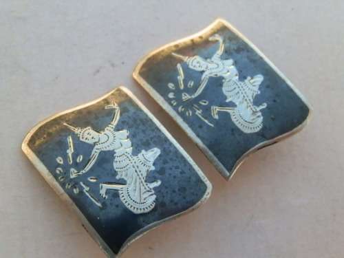 Lovely vintage sterling silver earring - weight 7.5 g.