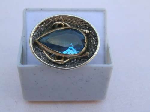 Sterling silver topaz ring, 10 g.