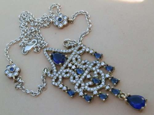 Sterling silver sapphire necklace, 18.4 g.