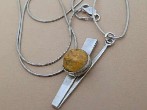 Sterling silver necklace, 7.1 g.